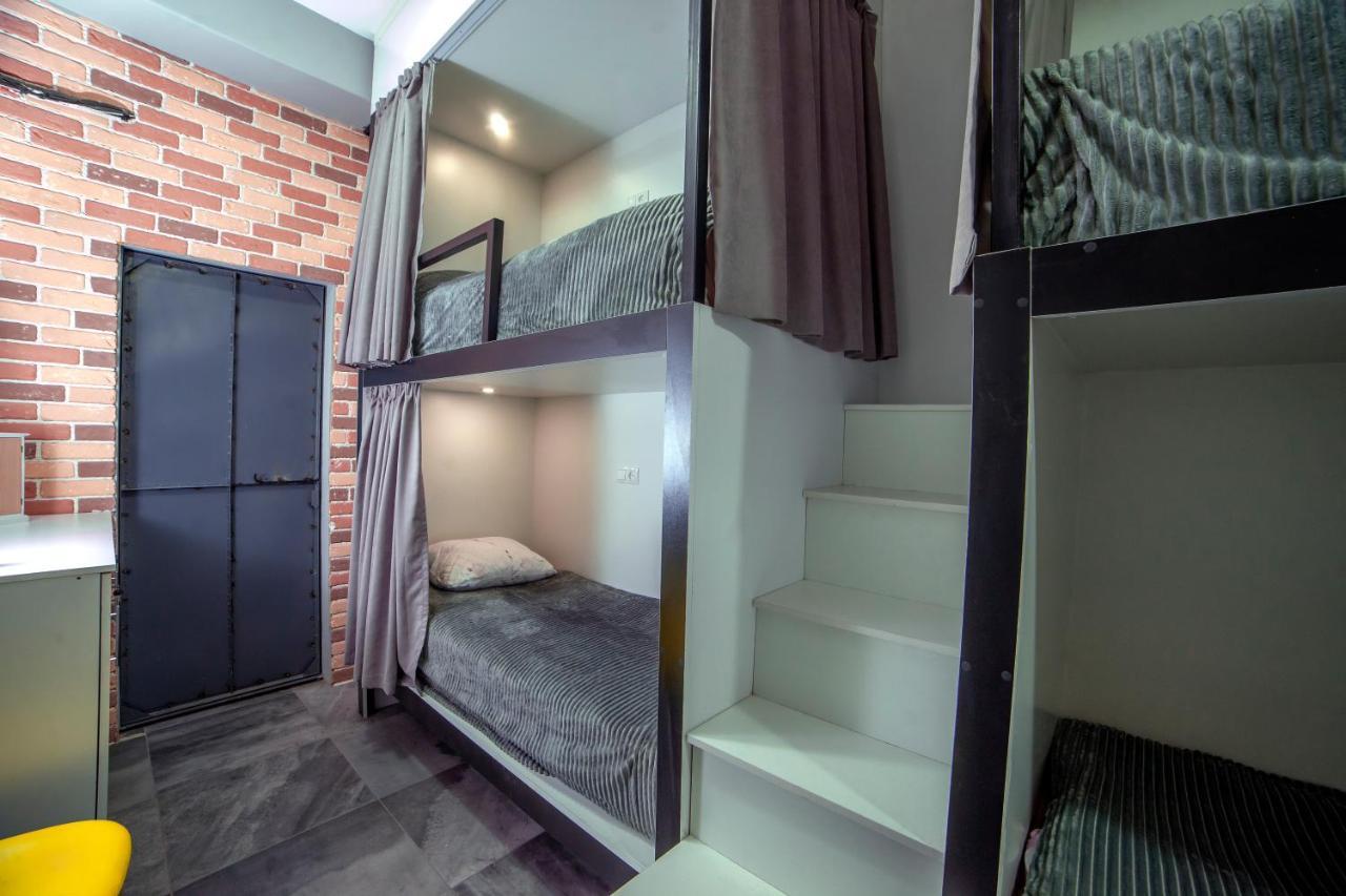Loft Hostel Gyumri Esterno foto